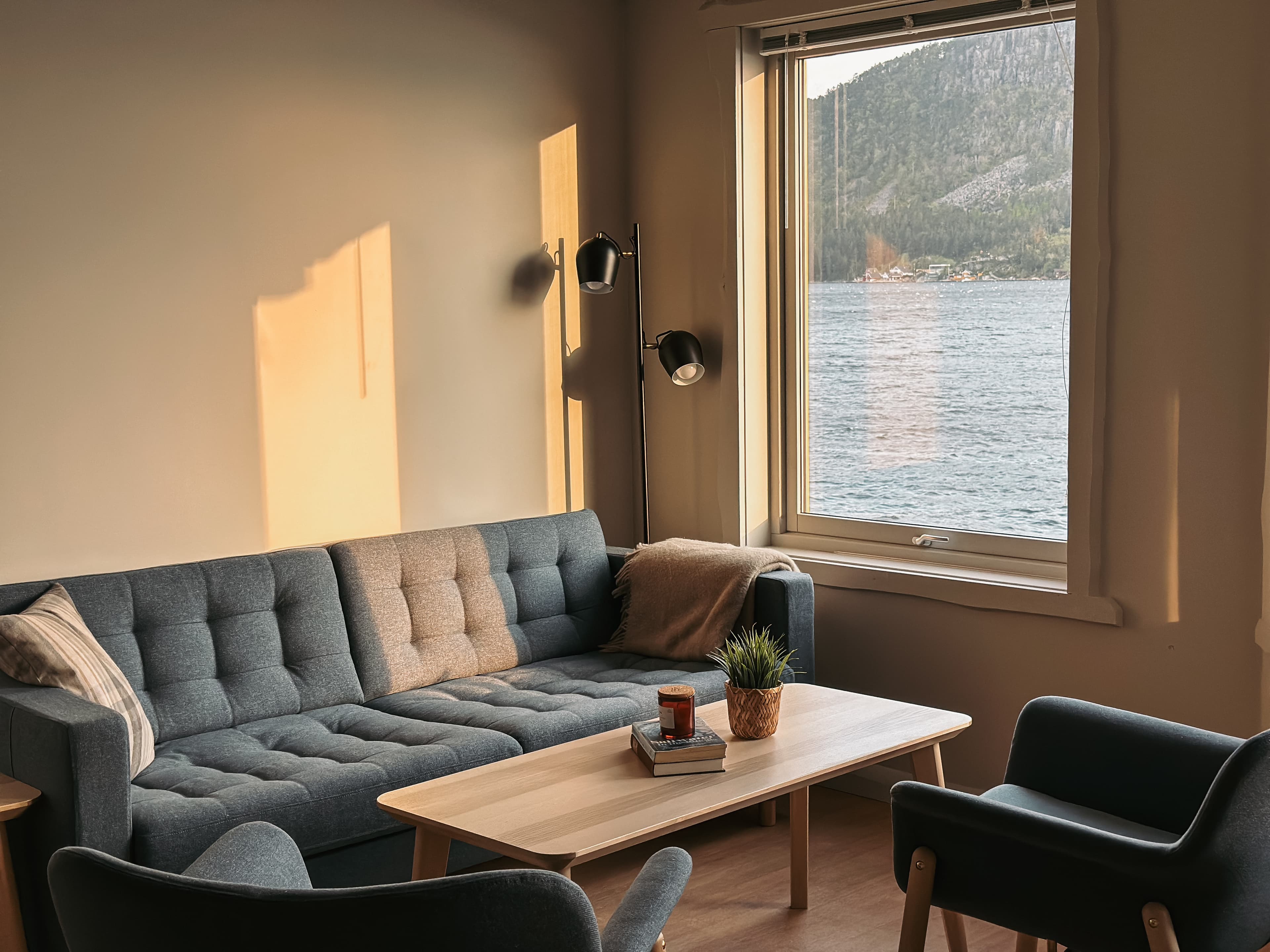Living room with sea view